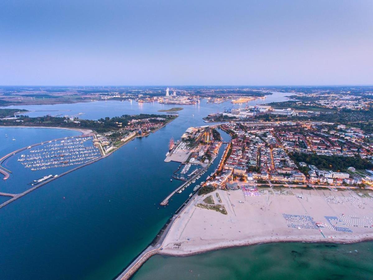 Kuschelecke, 100M Zum Alten Strom Rostock Esterno foto